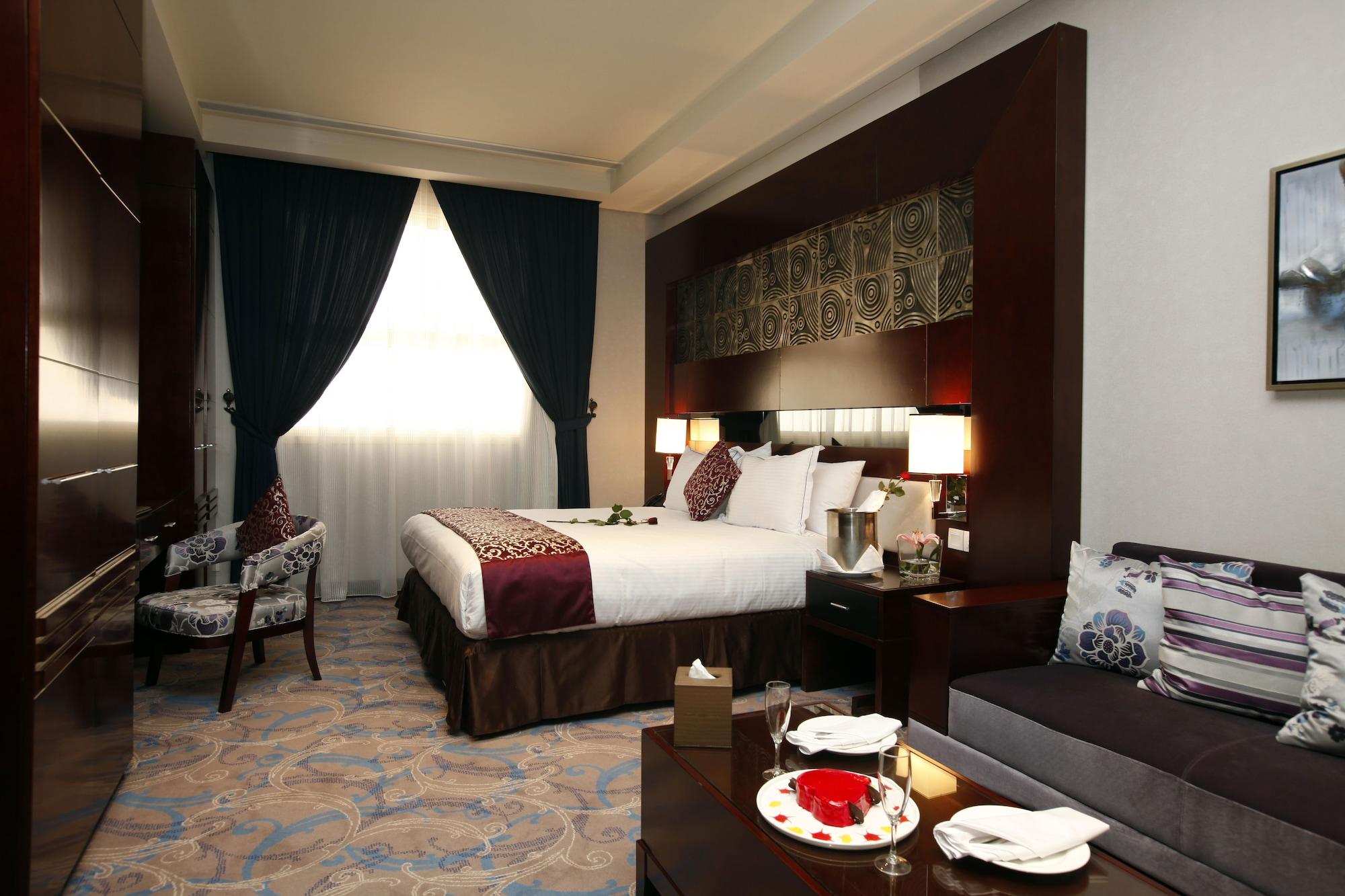 Intour Al Sahafa Hotel Рияд Екстериор снимка