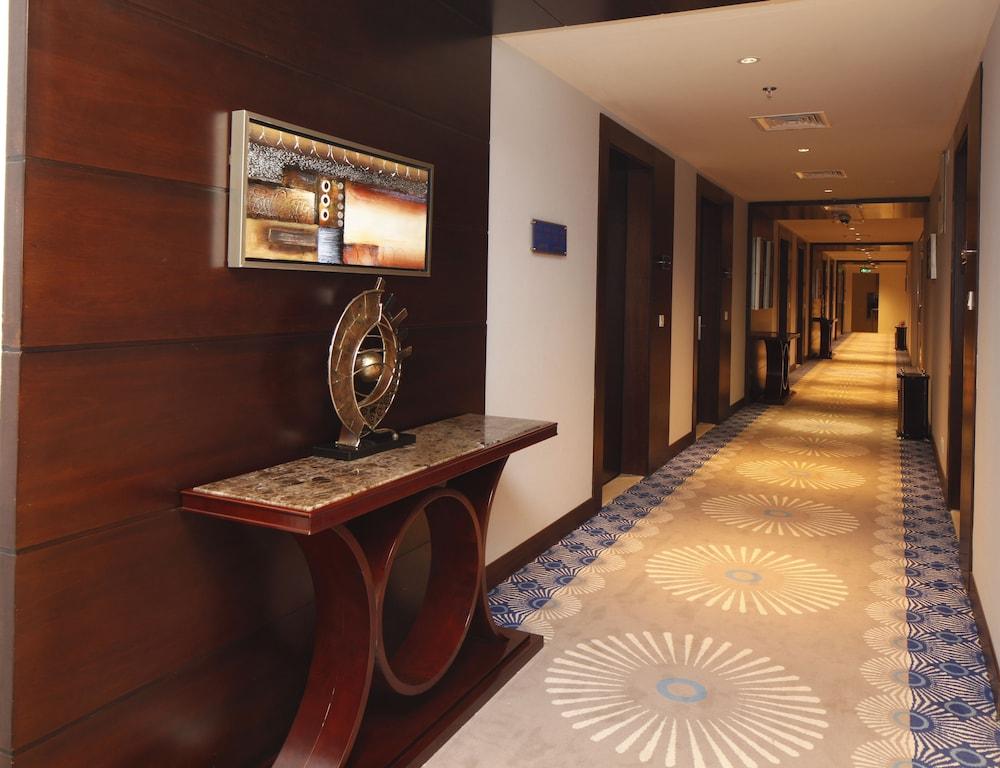 Intour Al Sahafa Hotel Рияд Екстериор снимка