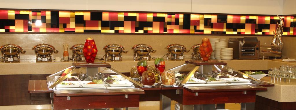 Intour Al Sahafa Hotel Рияд Екстериор снимка