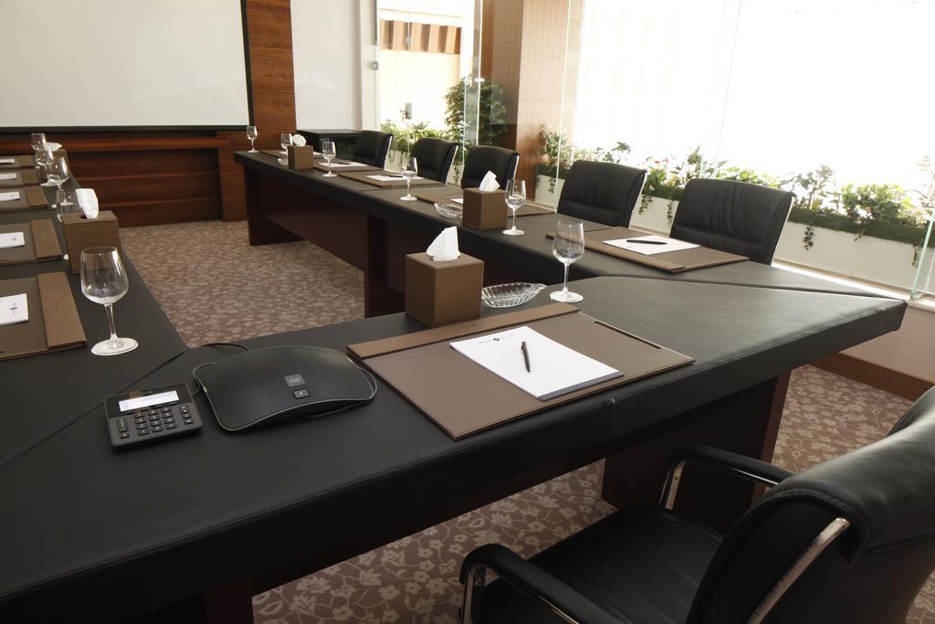 Intour Al Sahafa Hotel Рияд Екстериор снимка