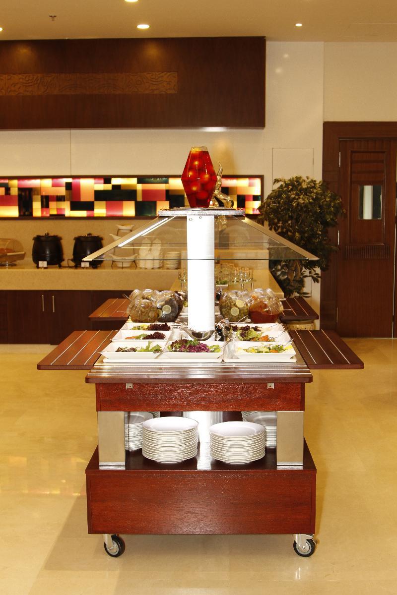 Intour Al Sahafa Hotel Рияд Екстериор снимка