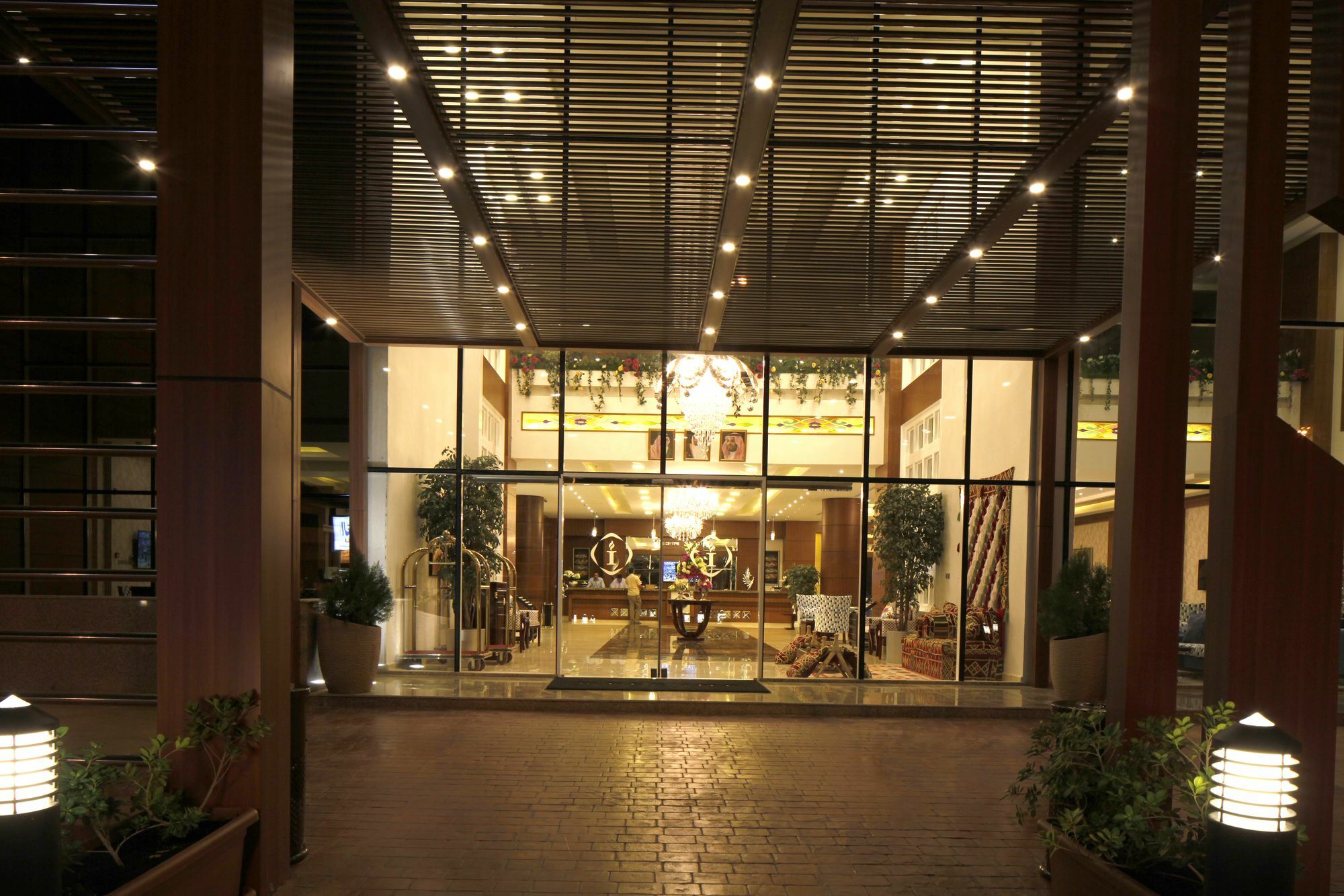 Intour Al Sahafa Hotel Рияд Екстериор снимка